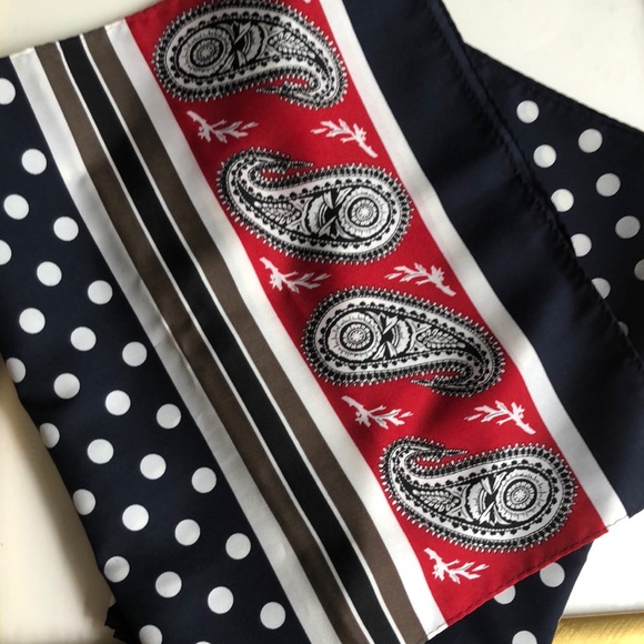 Jones New York Retro VTG Oblong Double Layer Polka Dot, Paisley Print. Unisex - Picture 2 of 9